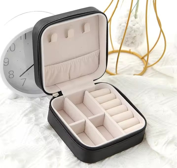 1pcs Single Layer Storage Box Ladies Travel Leather Jewelry Box Classic Black Pure White Fashion Pink Storage Box