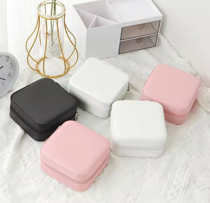 1pcs Single Layer Storage Box Ladies Travel Leather Jewelry Box Classic Black Pure White Fashion Pink Storage Box